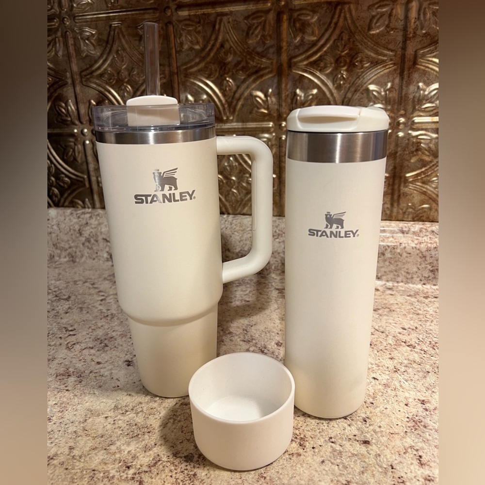 STANLEY 30oz Tumbler & 20oz Flip Top Tumbler Cream Color Matching Set EUC